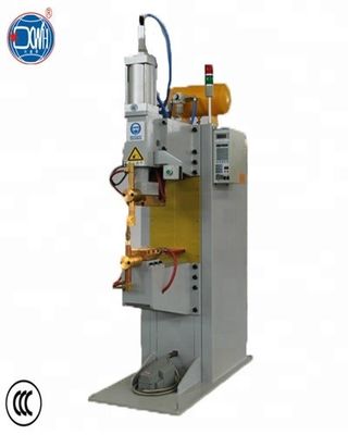 পোর্টেবল 6000N ফুট অপারেটেড স্পট ওয়েল্ডার, 200KVA অটো বডি স্পট ওয়েল্ডার